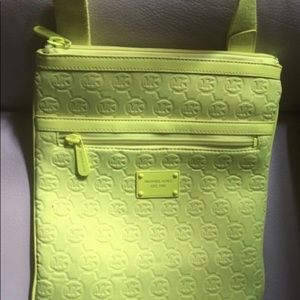 Michael kors crossbody